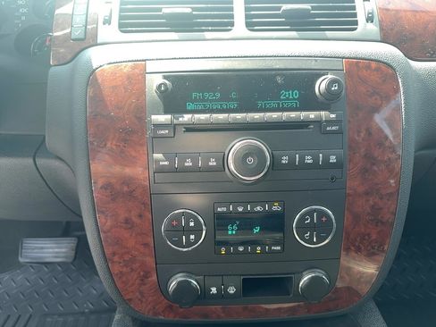 Used 2008 Chevrolet Silverado 1500 LTZ w/ Suspension Package, Off-Road AWD/4WD image 24