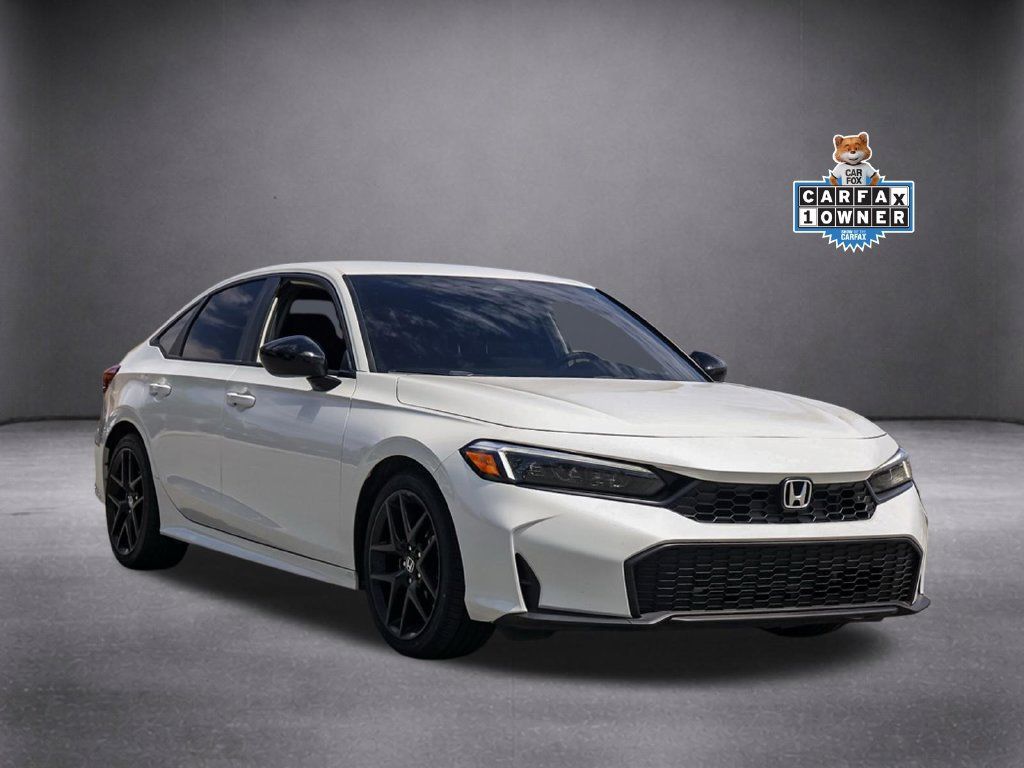 Used 2025 Honda Civic Sport image 2