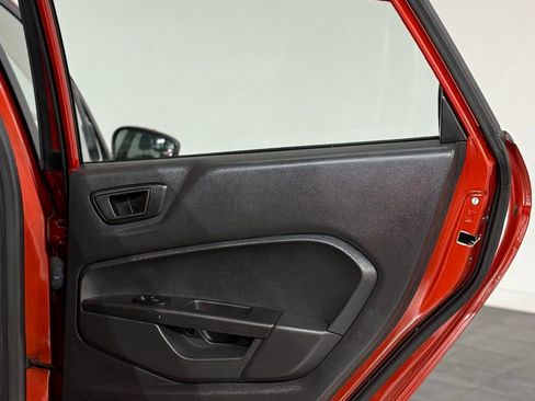 Used 2018 Ford Fiesta SE image 53