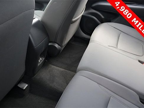 Used 2025 Hyundai Tucson SE image 15