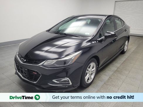 Used 2018 Chevrolet Cruze LT w/ Convenience Package image 1