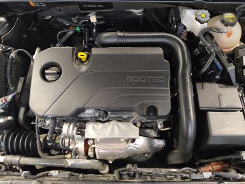 Used 2025 Chevrolet Malibu LT FWD image 30