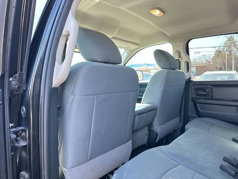 Used 2018 RAM 1500 Express image 23