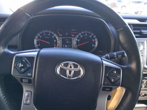 Used 2018 Toyota 4Runner Limited image 11