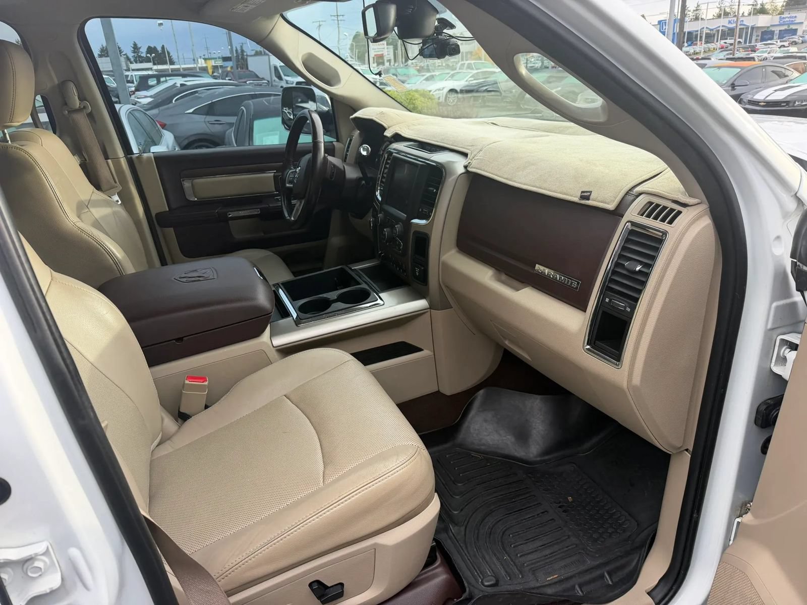 Used 2013 RAM 2500 Laramie w/ Convenience Group AWD/4WD image 19