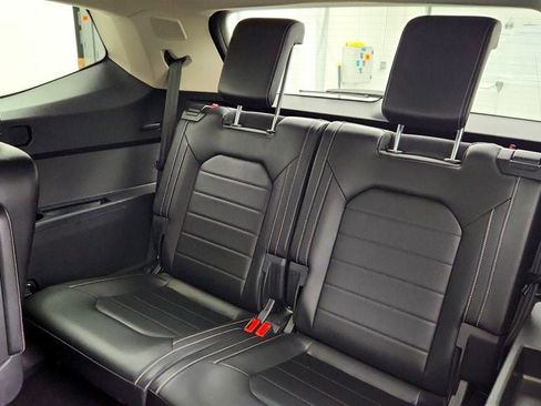 Used 2022 Volkswagen Atlas SEL Premium image 21