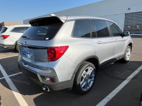 Used 2024 Honda Passport EX-L image 4