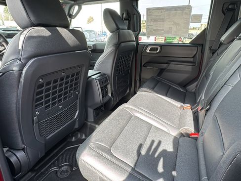 New 2026 Ford Bronco Badlands image 29