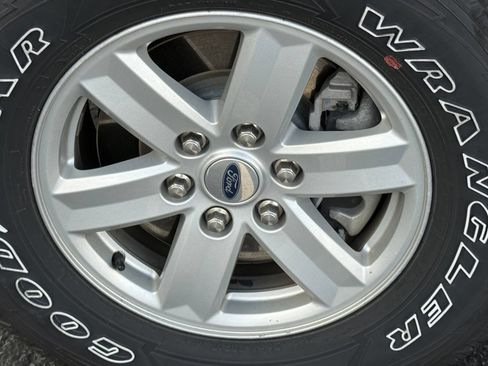 Used 2022 Ford F150 XLT AWD/4WD image 11