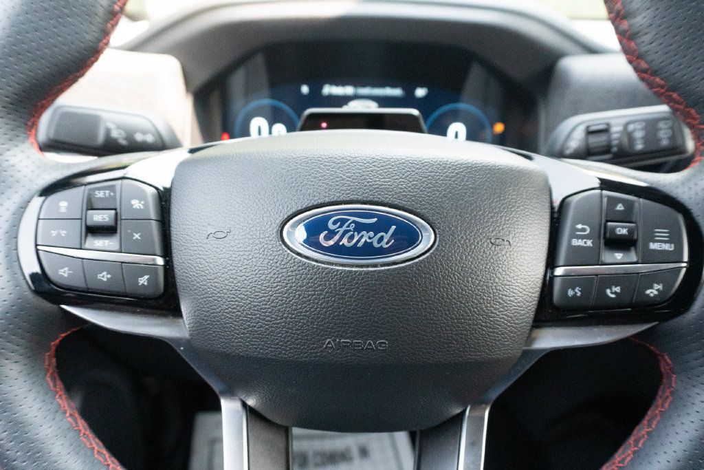 Used 2025 Ford Explorer ST-Line w/ Premium Package RWD image 25