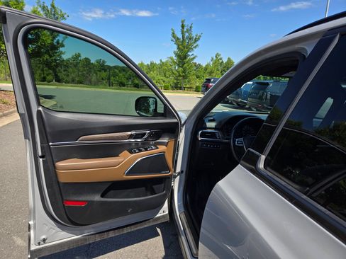 Used 2022 Kia Telluride SX w/ SX Prestige Package AWD/4WD image 20