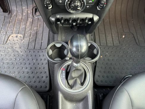 Used 2012 MINI Cooper Hardtop w/ Cold Weather Pkg FWD image 18