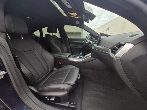 Used 2023 BMW i4 eDrive40 w/ M Sport Package image 29