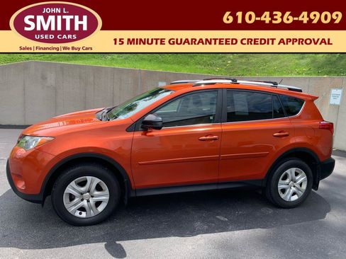 Used 2015 Toyota RAV4 LE AWD/4WD image 1