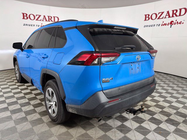Used 2019 Toyota RAV4 LE FWD image 9