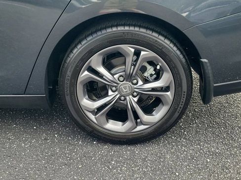 Certified 2023 Honda Accord EX image 31