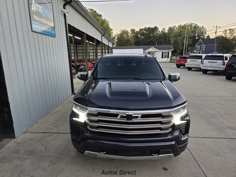 Used 2022 Chevrolet Silverado 1500 High Country w/ High Country Premium Package AWD/4WD image 18