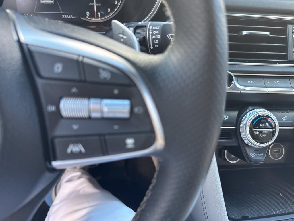 Used 2023 Genesis G70 3.3T RWD image 25