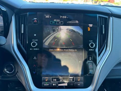 Used 2020 Subaru Outback Premium image 13