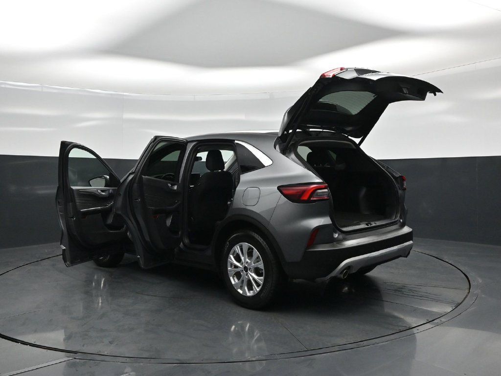 Certified 2023 Ford Escape Active w/ Tech Pack #2 FWD image 36