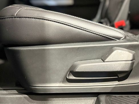 Used 2021 Ford Explorer Limited w/ Equipment Group 301A image 53