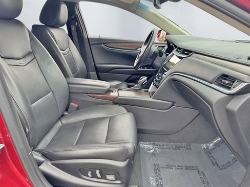 Used 2019 Cadillac XTS Luxury image 23