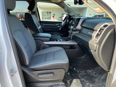 Used 2020 RAM 1500 Big Horn AWD/4WD image 8