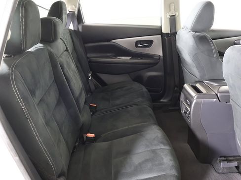 Used 2019 Nissan Murano S image 30