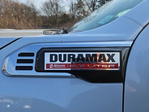 New 2026 GMC Sierra 3500 Denali w/ Denali Reserve Package AWD/4WD image 10