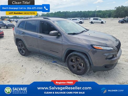 Used 2018 Jeep Cherokee Latitude w/ Altitude Package FWD image 5