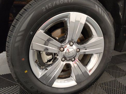 Used 2014 Jeep Patriot Latitude AWD/4WD image 31
