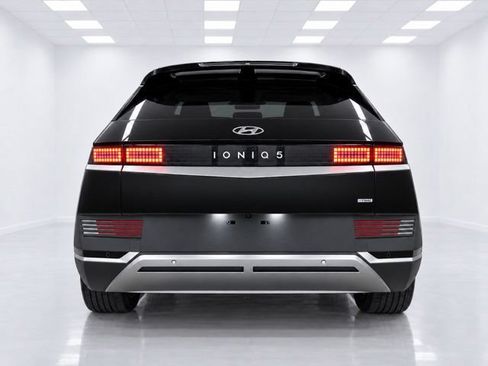 Used 2023 Hyundai Ioniq 5 SEL w/ Cargo Package AWD/4WD image 12