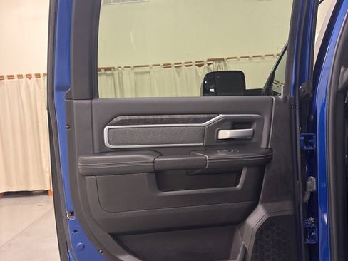 Used 2019 RAM 2500 Big Horn image 25