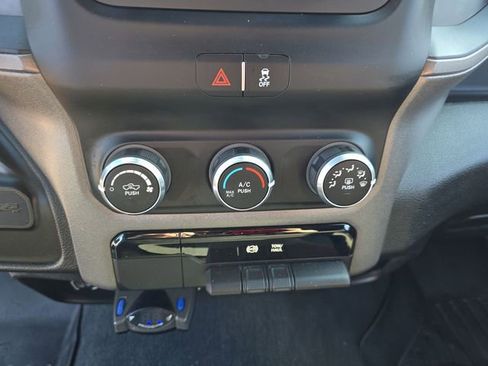 Used 2022 RAM 3500 Tradesman image 31