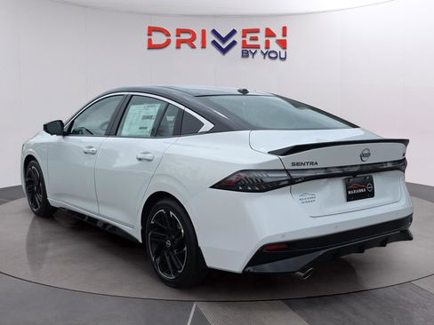 New 2026 Nissan Sentra SR w/ SR Premium Package FWD image 3