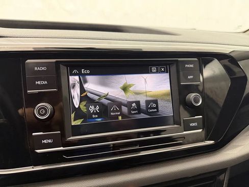 Used 2022 Volkswagen Taos S AWD/4WD image 29