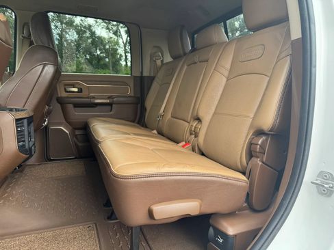 Used 2019 RAM 2500 Limited AWD/4WD image 16