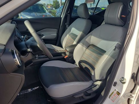 Certified 2023 Nissan Kicks SR w/ SR Premium Package FWD image 15