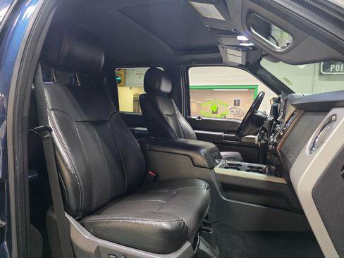 Used 2015 Ford F250 Lariat w/ Lariat Ultimate Package image 24