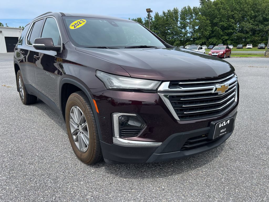Used 2023 Chevrolet Traverse LT AWD/4WD image 13
