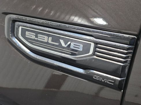 Used 2021 GMC Sierra 1500 Elevation w/ X31 Off-Road Package AWD/4WD image 5