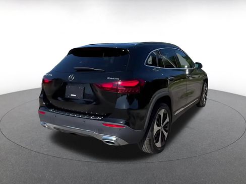 Used 2025 Mercedes-Benz GLA 250 4MATIC image 11