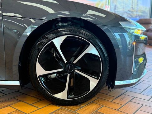 Used 2024 Lucid Air Touring AWD/4WD image 15
