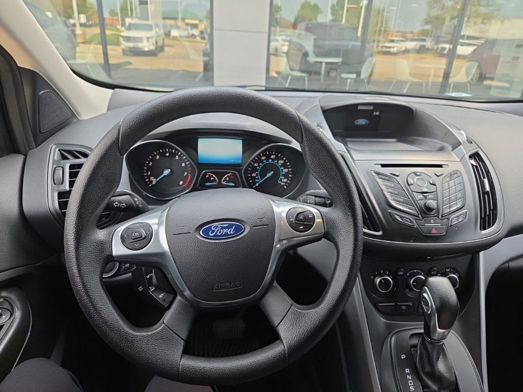Used 2016 Ford Escape SE w/ SE Chrome Package FWD image 6
