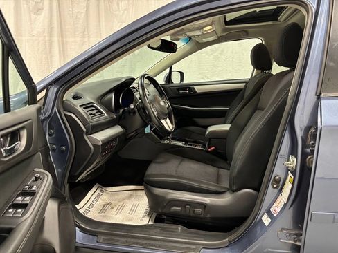 Used 2016 Subaru Outback 2.5i Premium AWD/4WD image 10