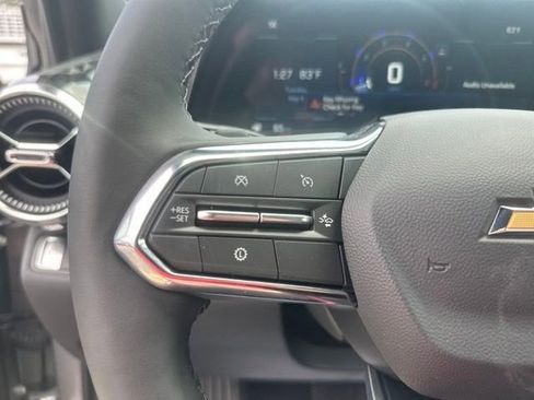 New 2026 Chevrolet Equinox LT w/ Convenience Package II FWD image 19