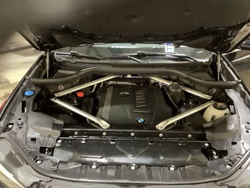 Used 2023 BMW X5 xDrive40i w/ Premium Package image 17
