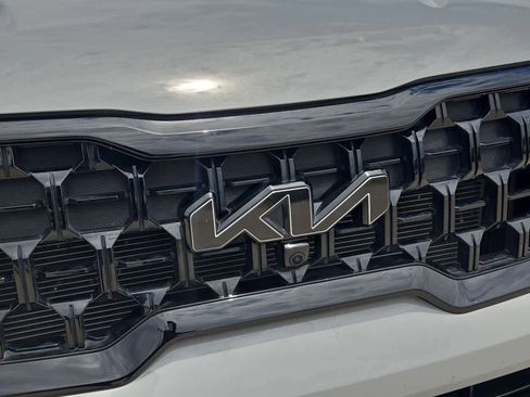Used 2024 Kia Telluride SX Prestige X-Pro AWD/4WD image 11