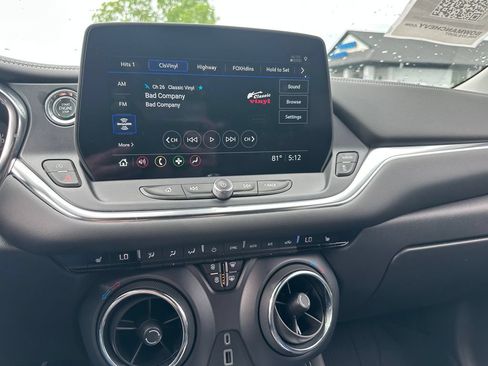 Used 2023 Chevrolet Blazer LT w/ LPO, Floor Liner Package FWD image 14
