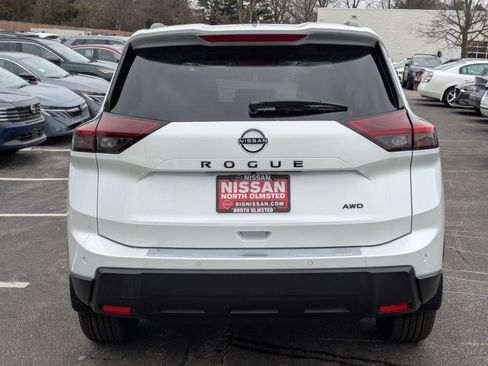 New 2026 Nissan Rogue SV image 7